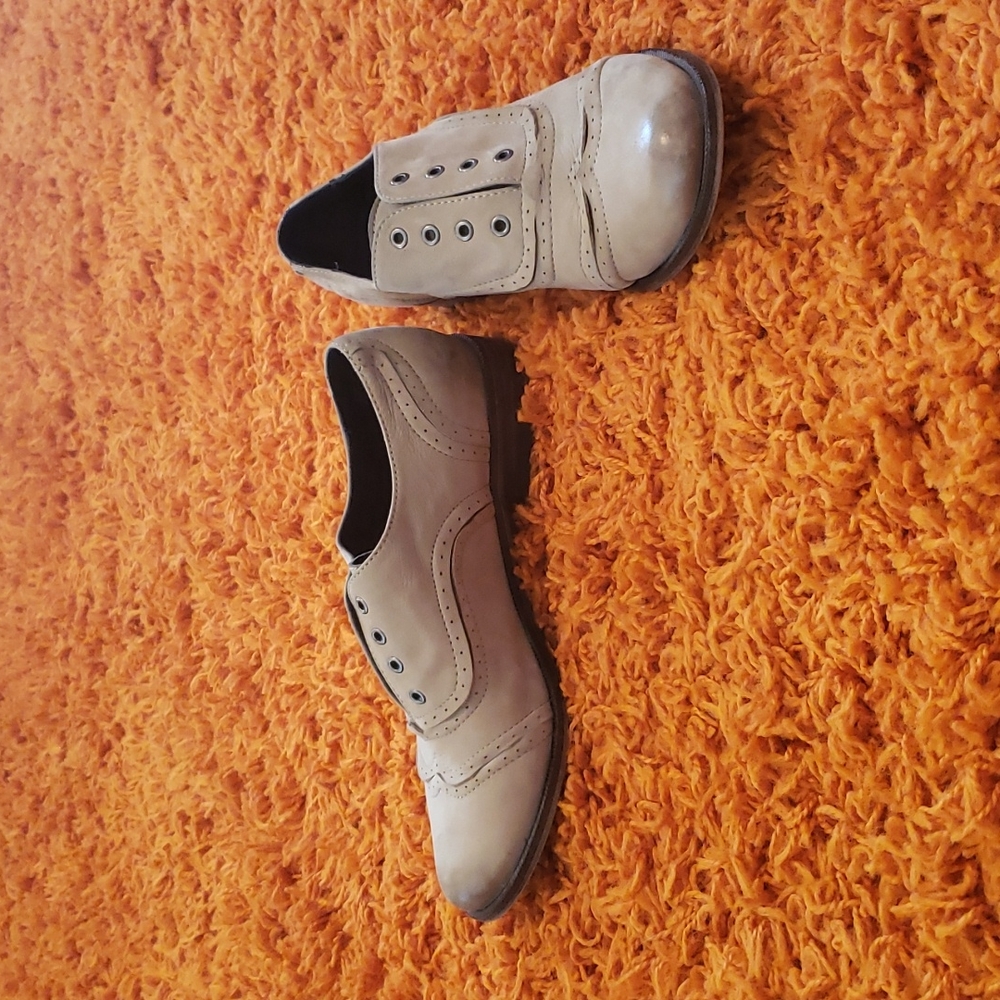 Trouve Suede Distressed Oxfords